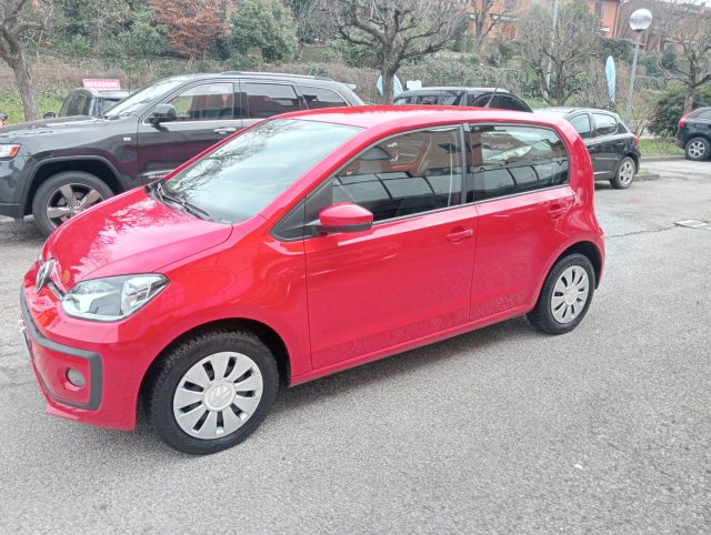VOLKSWAGEN up! usata, con ABS