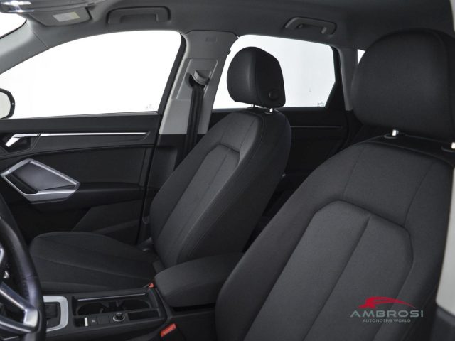 AUDI Q3 usata 8