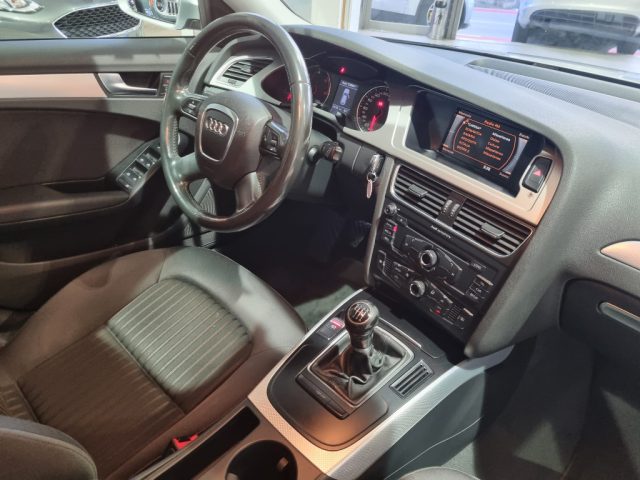 AUDI A4 usata, con Specchietti laterali elettrici