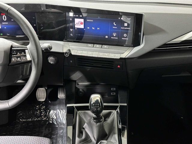 OPEL Astra usata, con Bluetooth