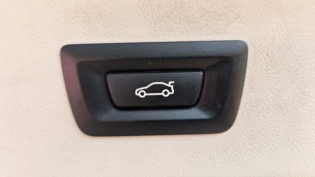 BMW X4 usata, con Sensori di parcheggio posteriori