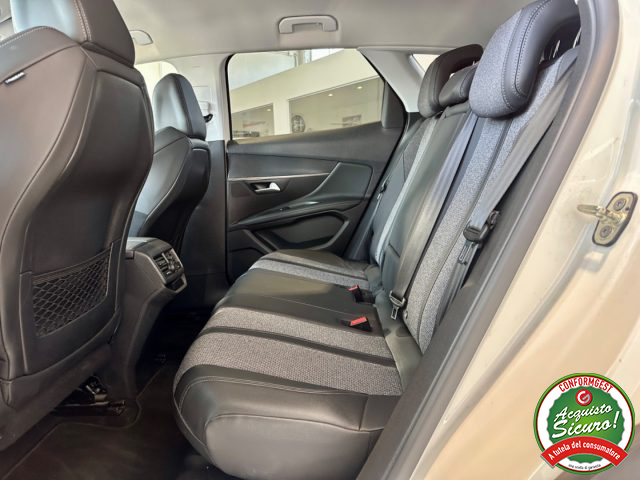 PEUGEOT 3008 usata, con Autoradio digitale
