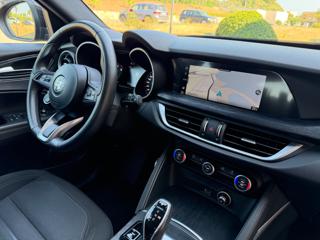 ALFA ROMEO Stelvio usata, con Volante in pelle