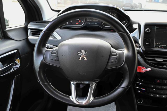 PEUGEOT 208 usata, con Fendinebbia