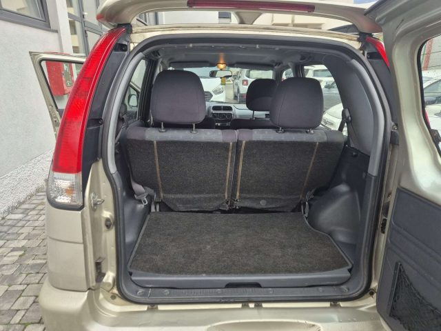 DAIHATSU Terios usata 13