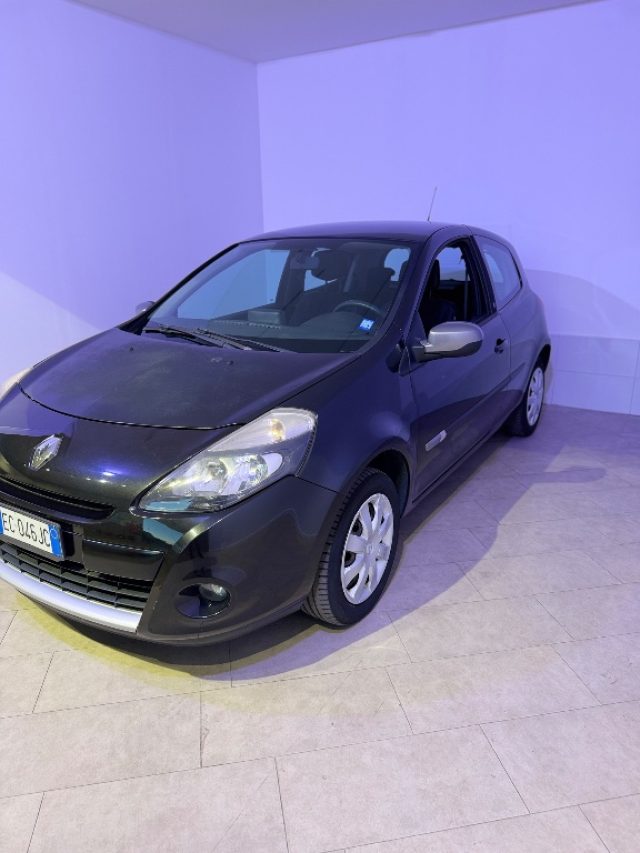 RENAULT Clio usata 2