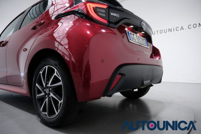 TOYOTA Yaris usata 44