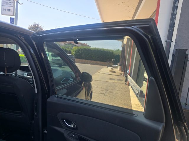 RENAULT Scenic usata 93