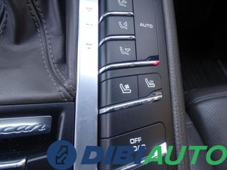 PORSCHE Macan usata, con Luci diurne LED