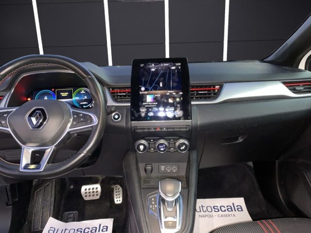 RENAULT Captur usata, con Bracciolo