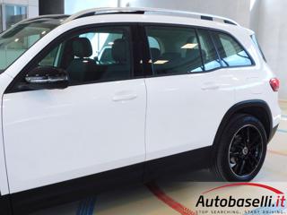 MERCEDES-BENZ GLB 200 usata, con Fari LED