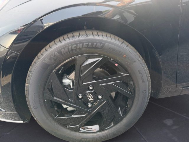 HYUNDAI i20 usata, con Sedile posteriore sdoppiato