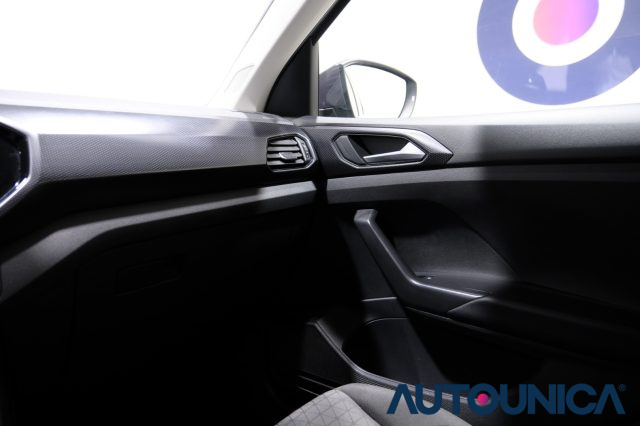 VOLKSWAGEN T-Cross usata, con Sensori di parcheggio anteriori