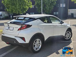 TOYOTA C-HR usata, con Autoradio