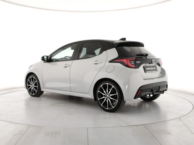 TOYOTA Yaris usata, con Airbag laterali