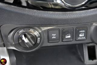 NISSAN Navara usata, con Sistema di navigazione