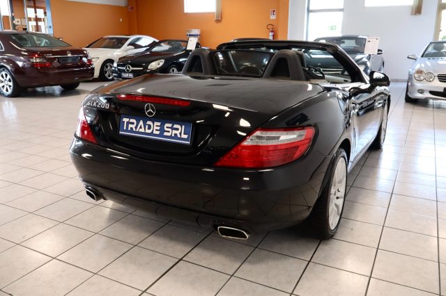 MERCEDES-BENZ SLK 200 usata, con Cerchi in lega
