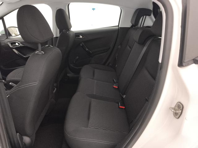 PEUGEOT 208 usata, con Bluetooth