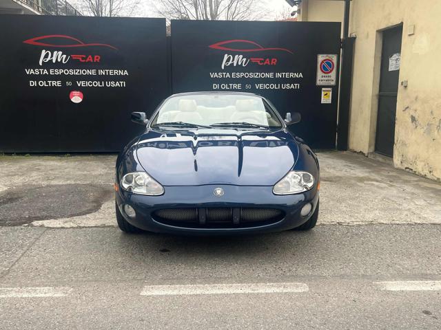 JAGUAR XK8 usata, con Airbag