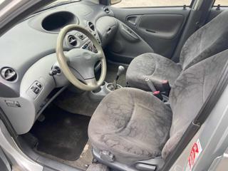 TOYOTA Yaris usata, con Climatizzatore