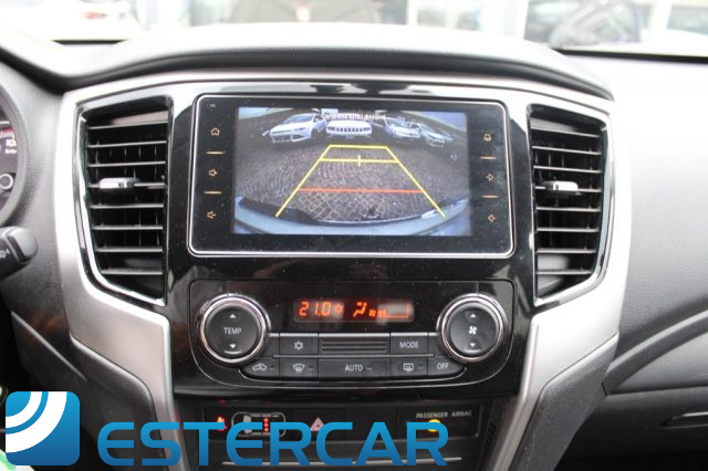 MITSUBISHI L200 usata, con Autoradio digitale