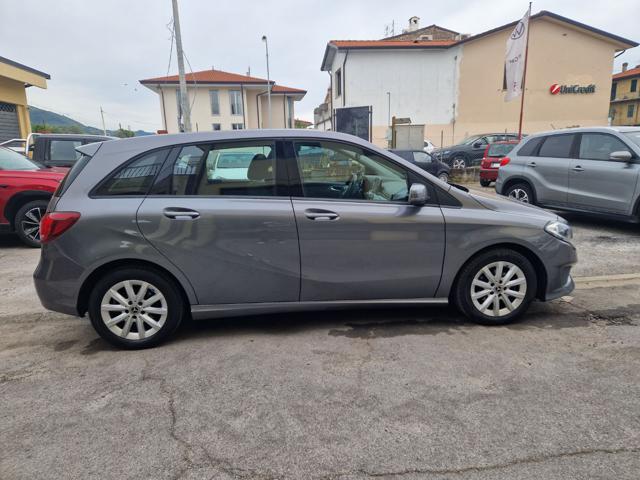 MERCEDES-BENZ B 180 usata, con Chiusura centralizzata