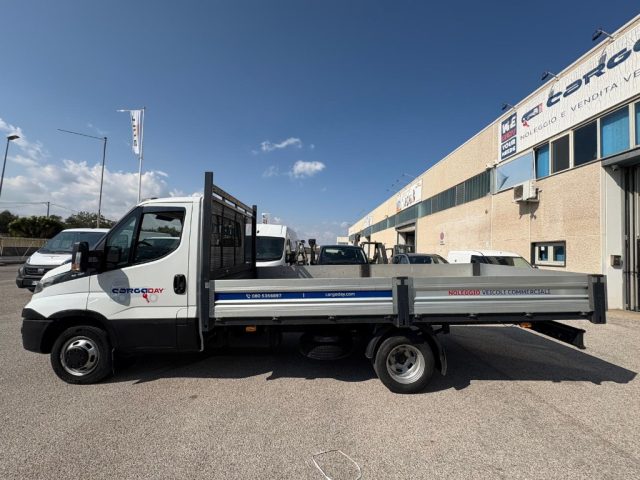 IVECO Daily usata, con Alzacristalli elettrici