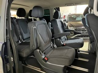 MERCEDES-BENZ V 220 usata, con ESP
