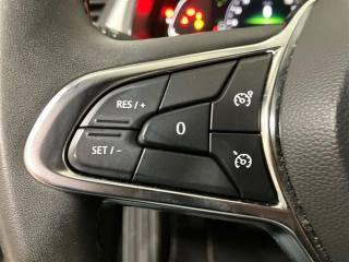 RENAULT Captur usata, con Sensori di parcheggio posteriori