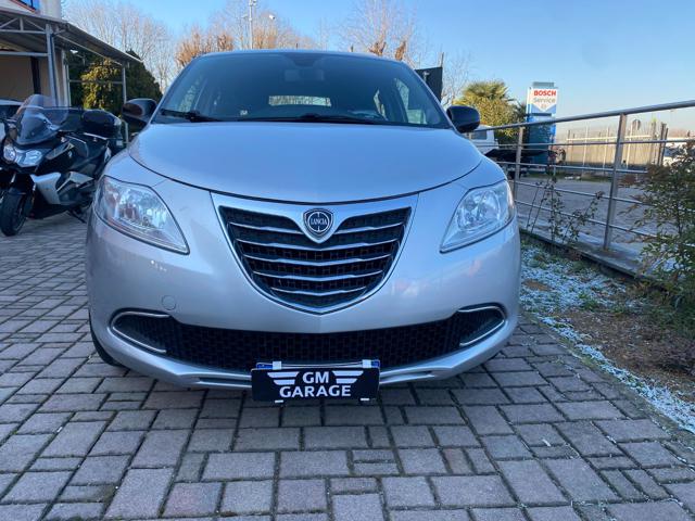 LANCIA Ypsilon usata, con Volante in pelle