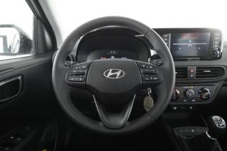 HYUNDAI i10 usata 11