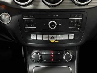 MERCEDES-BENZ B 200 usata 26