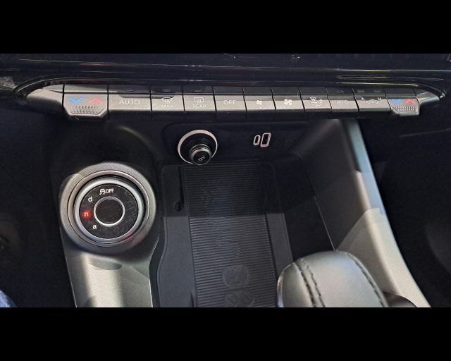 ALFA ROMEO Tonale usata, con Climatizzatore automatico, 2 zone