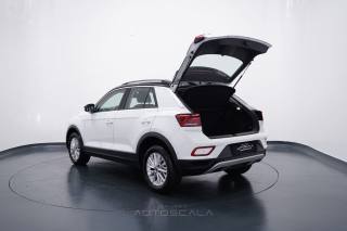 VOLKSWAGEN T-Roc usata 33