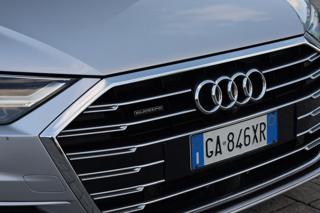 AUDI A8 usata, con Fari full-led