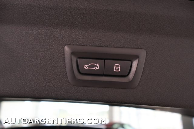 BMW 118 usata, con Specchietti laterali elettrici
