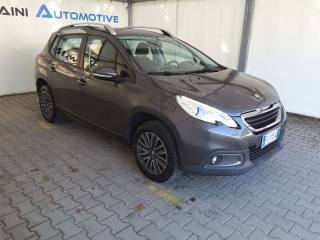 PEUGEOT 2008 usata, con Airbag