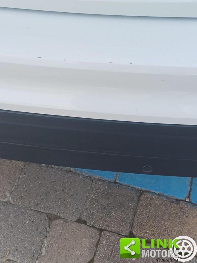 VOLKSWAGEN Tiguan usata, con Specchietti laterali elettrici
