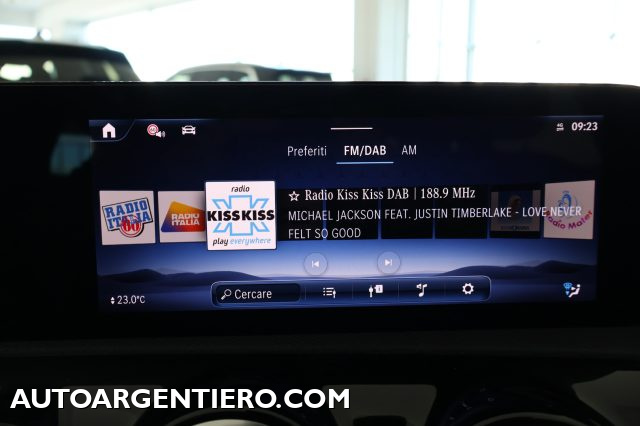 MERCEDES-BENZ CLA 180 usata, con Park Distance Control