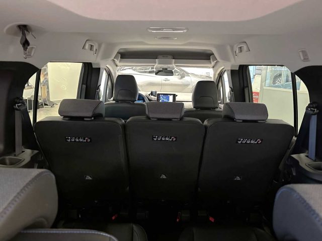 NISSAN Townstar usata, con Sensori di parcheggio posteriori