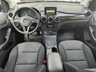 MERCEDES-BENZ B 180 usata, con Cruise Control