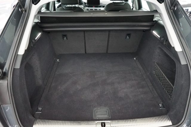 AUDI A4 usata, con Specchietti laterali elettrici