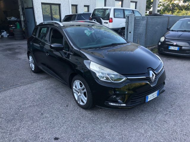 RENAULT Clio usata, con Airbag