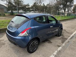 LANCIA Ypsilon usata, con Airbag