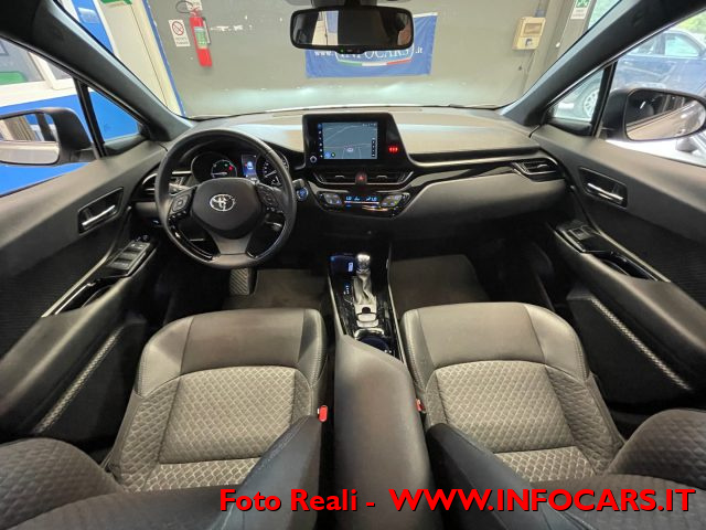 TOYOTA C-HR usata, con ESP