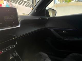 PEUGEOT 2008 usata, con Vetri oscurati
