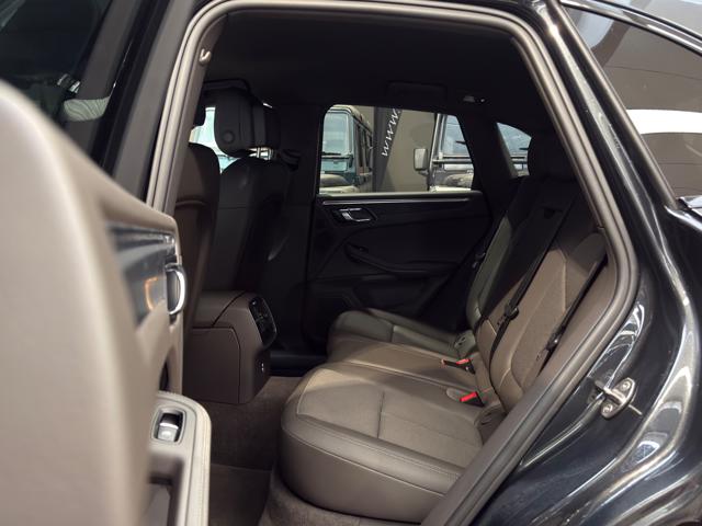 PORSCHE Macan usata, con USB