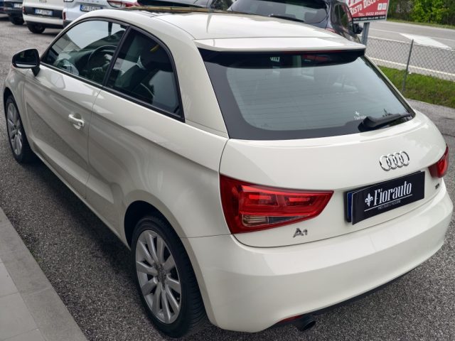 AUDI A1 usata, con Autoradio