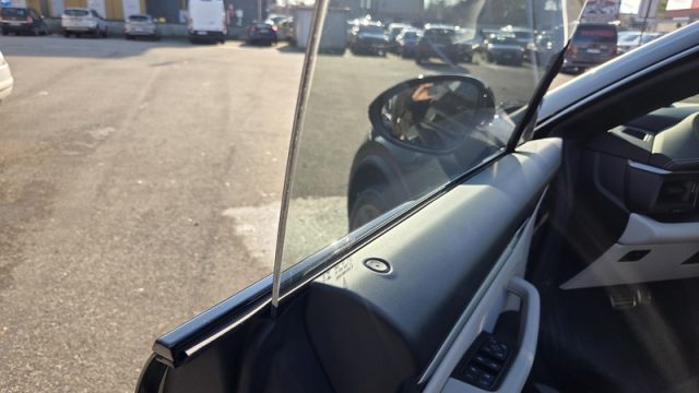 PORSCHE Macan usata, con Specchietti laterali elettrici