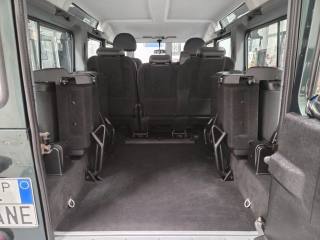 LAND ROVER Defender usata 24
